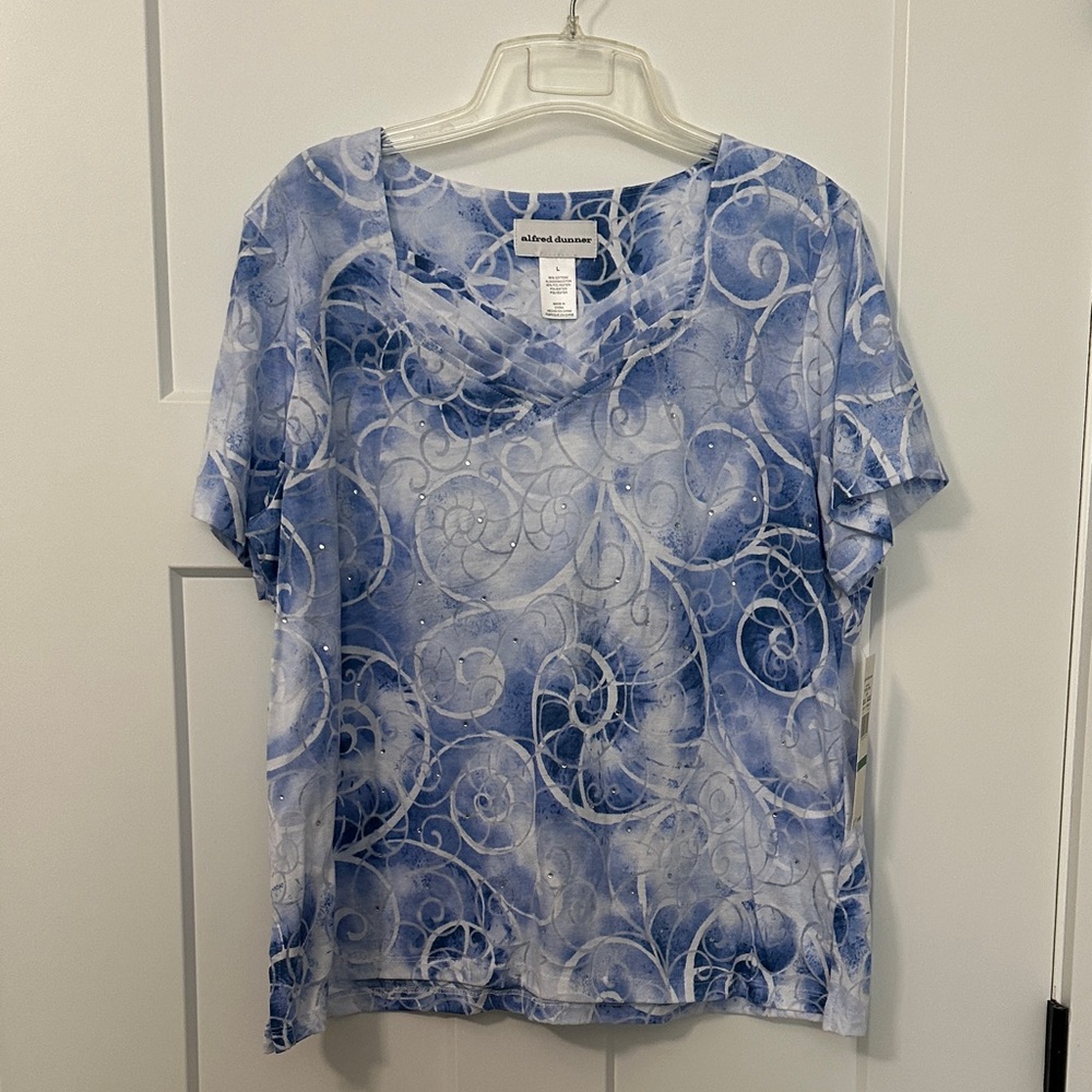 Alfred Dunner “Turtle Cove” Blue and White Swirl Short Sleeve Top